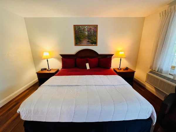 Inn at Cemetery Hill Main image