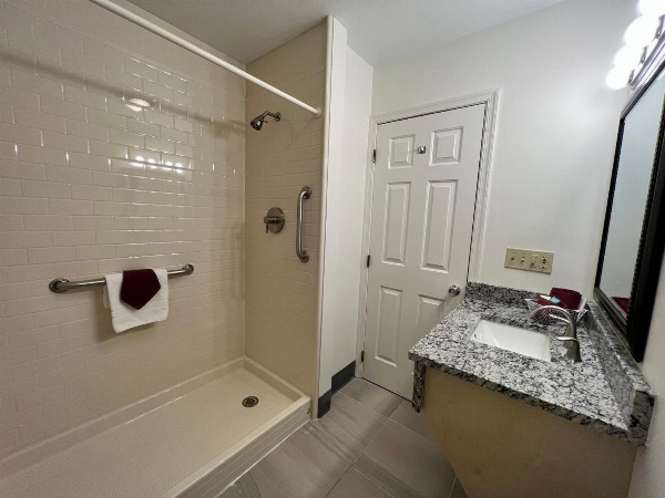 Inn at Cemetery Hill image 6